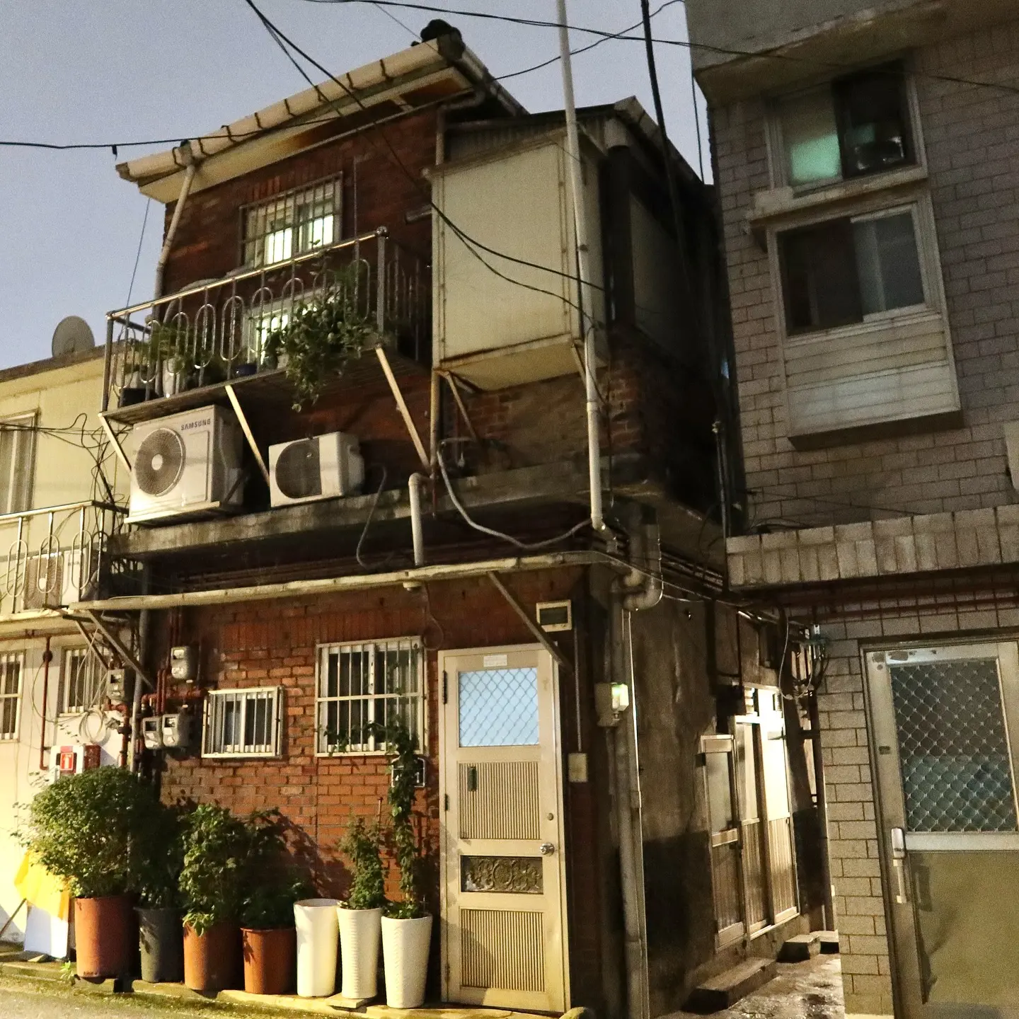 사업성 악화라는 벽을 넘어: #전농9구역 공공재개발 [힐스테이트 클래시나인] — 카드뉴스 5/12